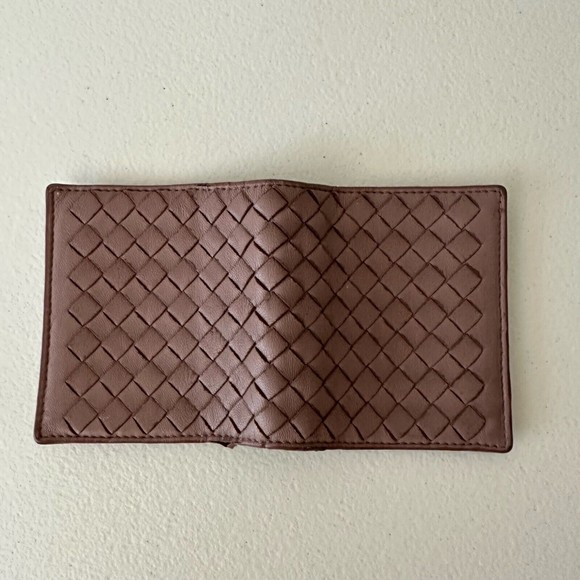 BOTTEGA VENETA Intrecciato Leather Bi-Fold Card Holder Wallet Snap On Dusty Pink - Picture 6 of 13